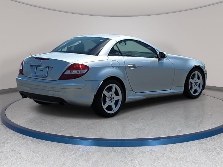 Used 2005 Mercedes-Benz SLK 350 image 5
