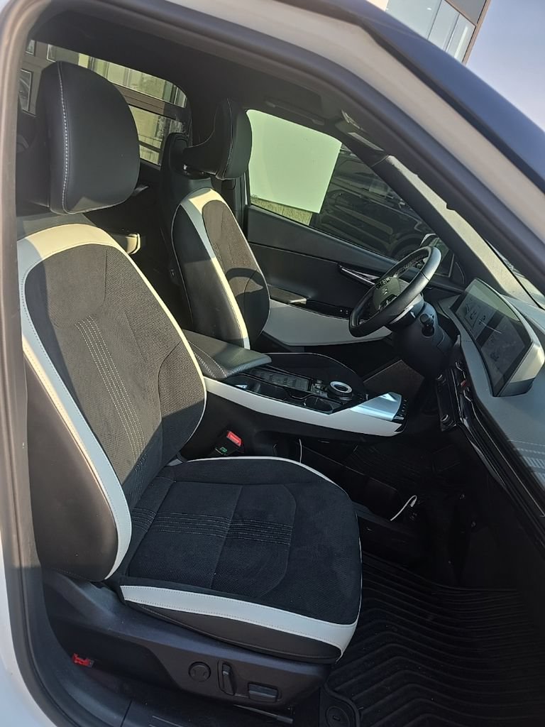 Certified 2024 Kia EV6 GT-Line AWD/4WD image 9