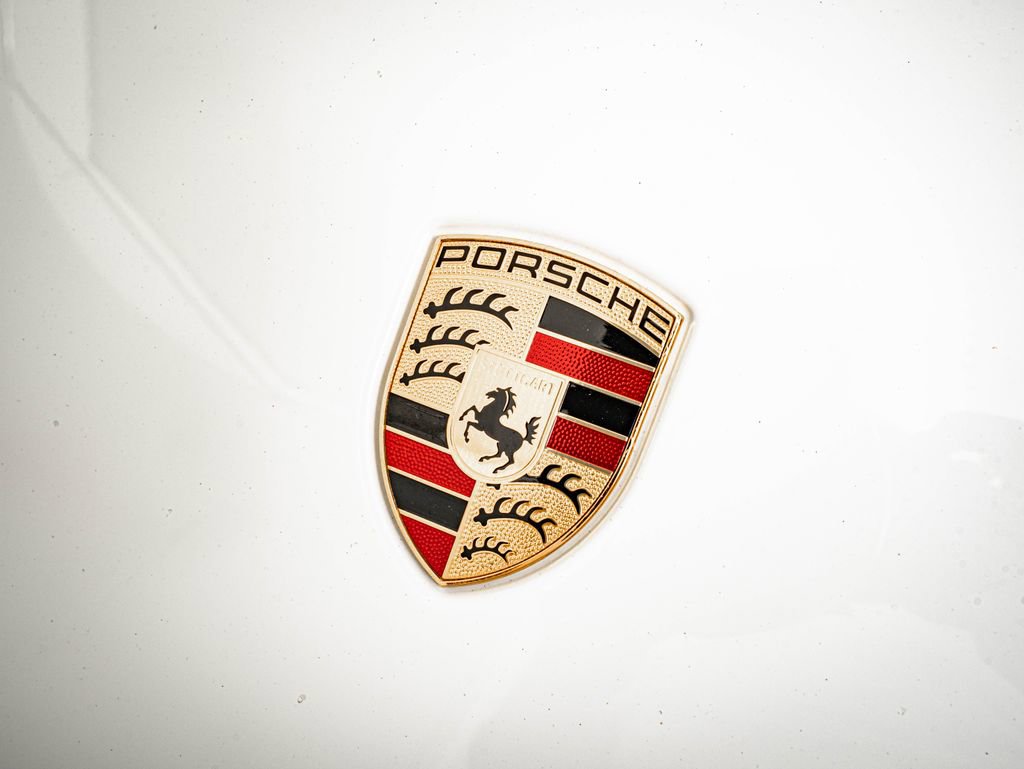 Certified 2021 Porsche Macan S AWD/4WD image 17