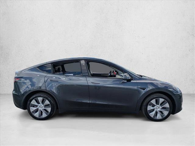 Used 2024 Tesla Model Y Long Range image 4