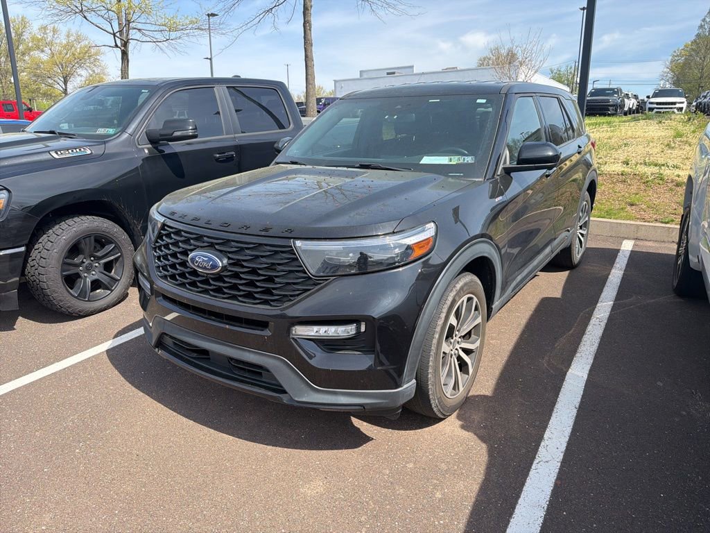 Used 2022 Ford Explorer ST-Line image 4