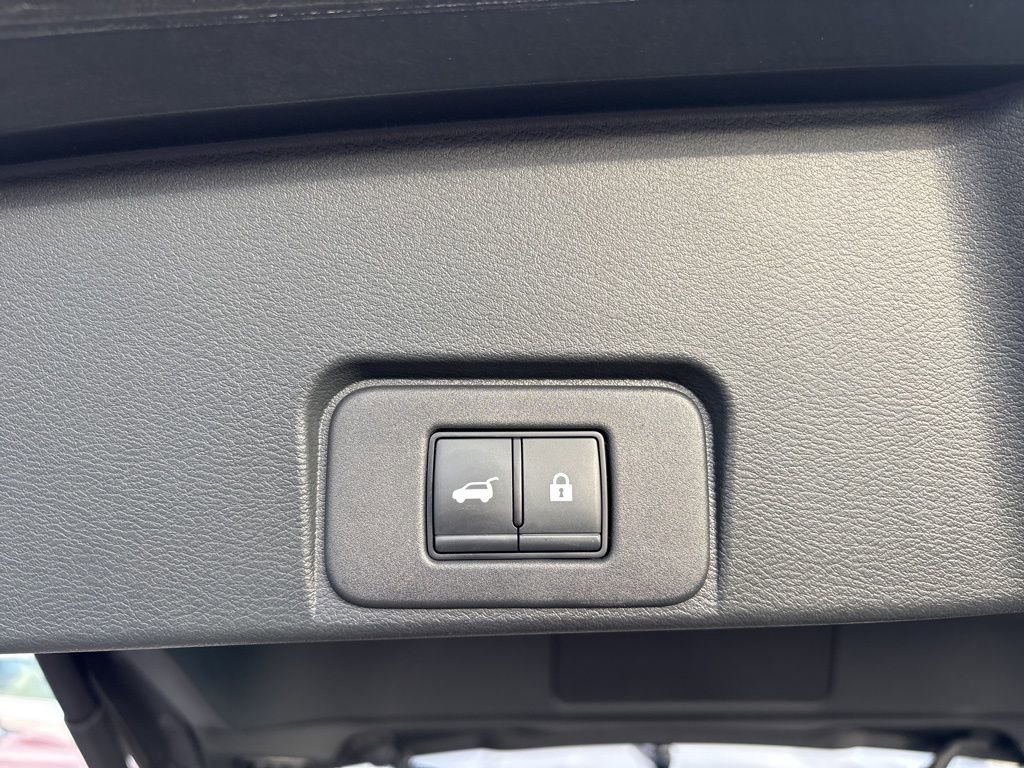 Used 2023 Nissan Rogue Platinum w/ Platinum Premium Package image 27