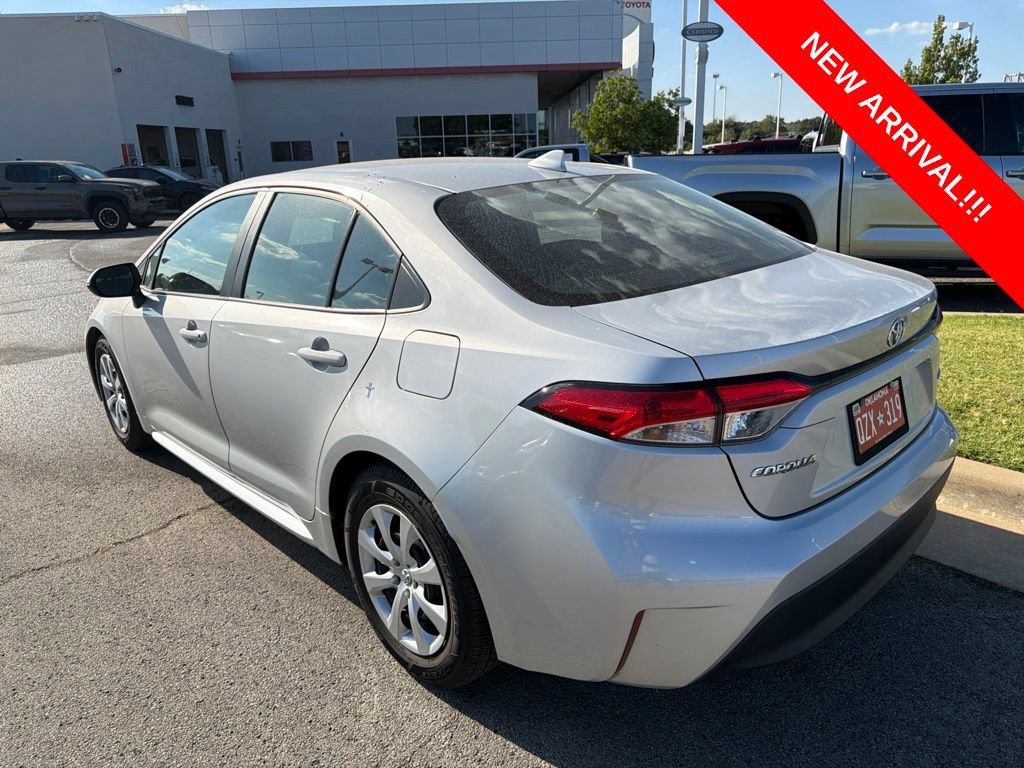 Used 2024 Toyota Corolla LE FWD image 6