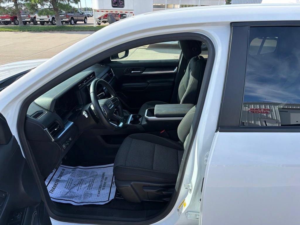 Used 2026 GMC Terrain Elevation AWD/4WD image 8