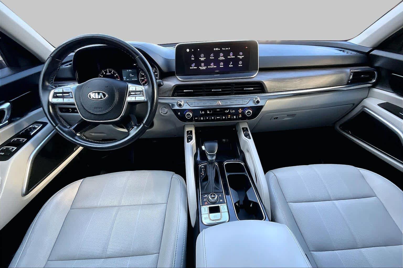 Used 2021 Kia Telluride EX w/ EX Premium Package AWD/4WD image 16