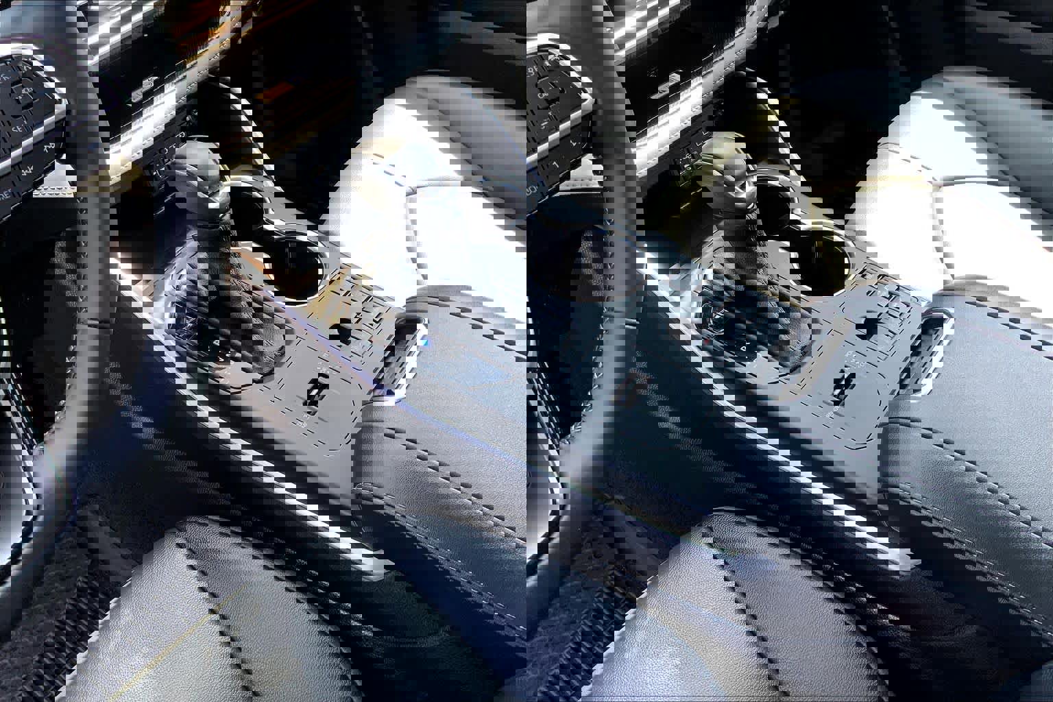 Used 2023 Toyota Highlander XLE image 16