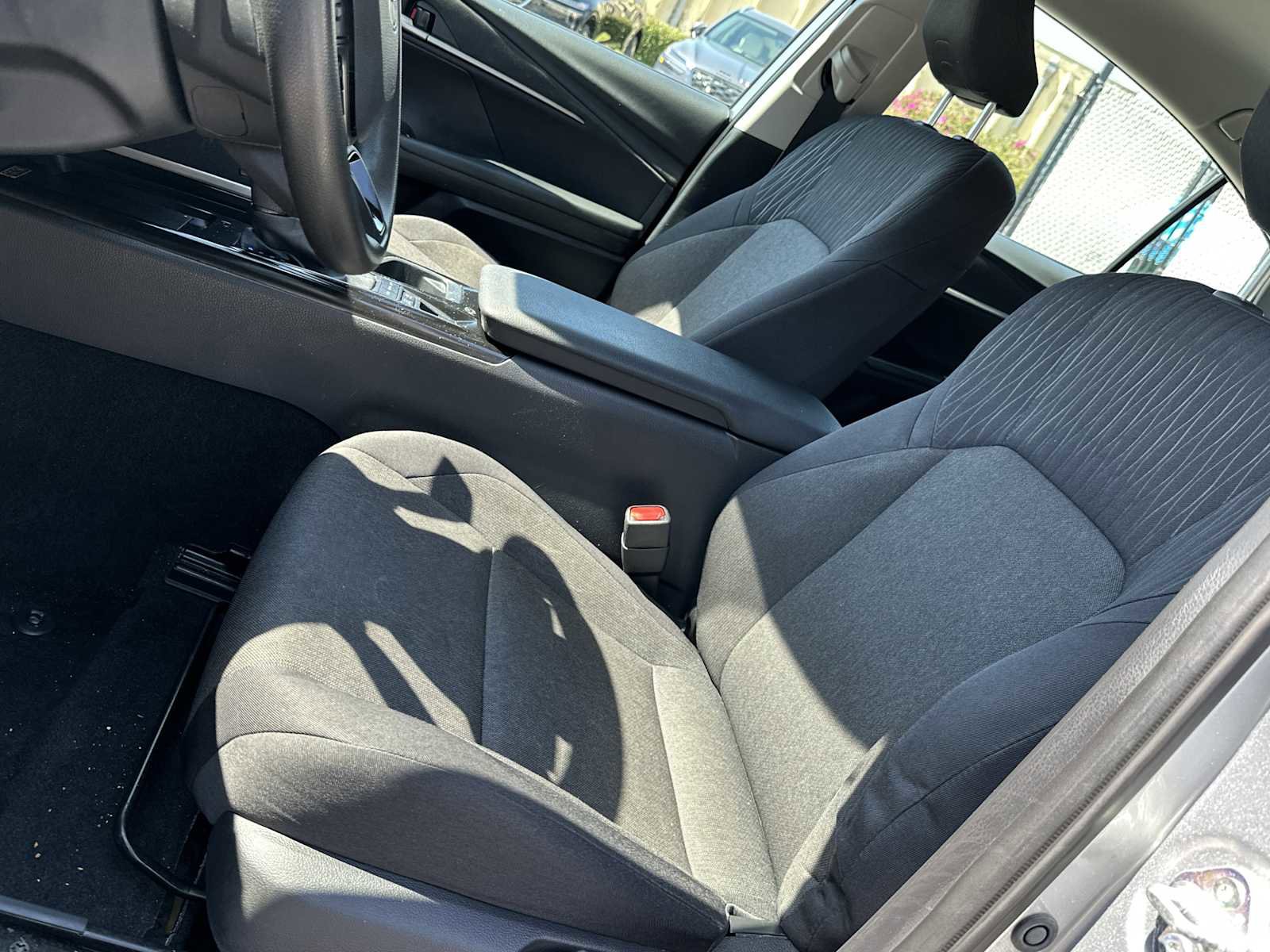 Used 2025 Toyota Camry LE FWD image 9