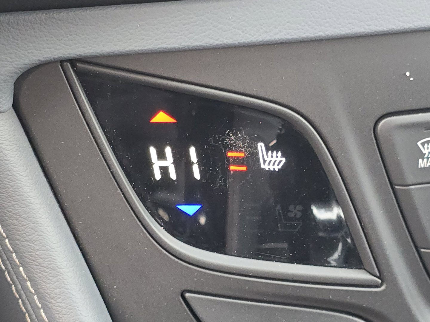 Used 2019 Buick Envision Essence image 4