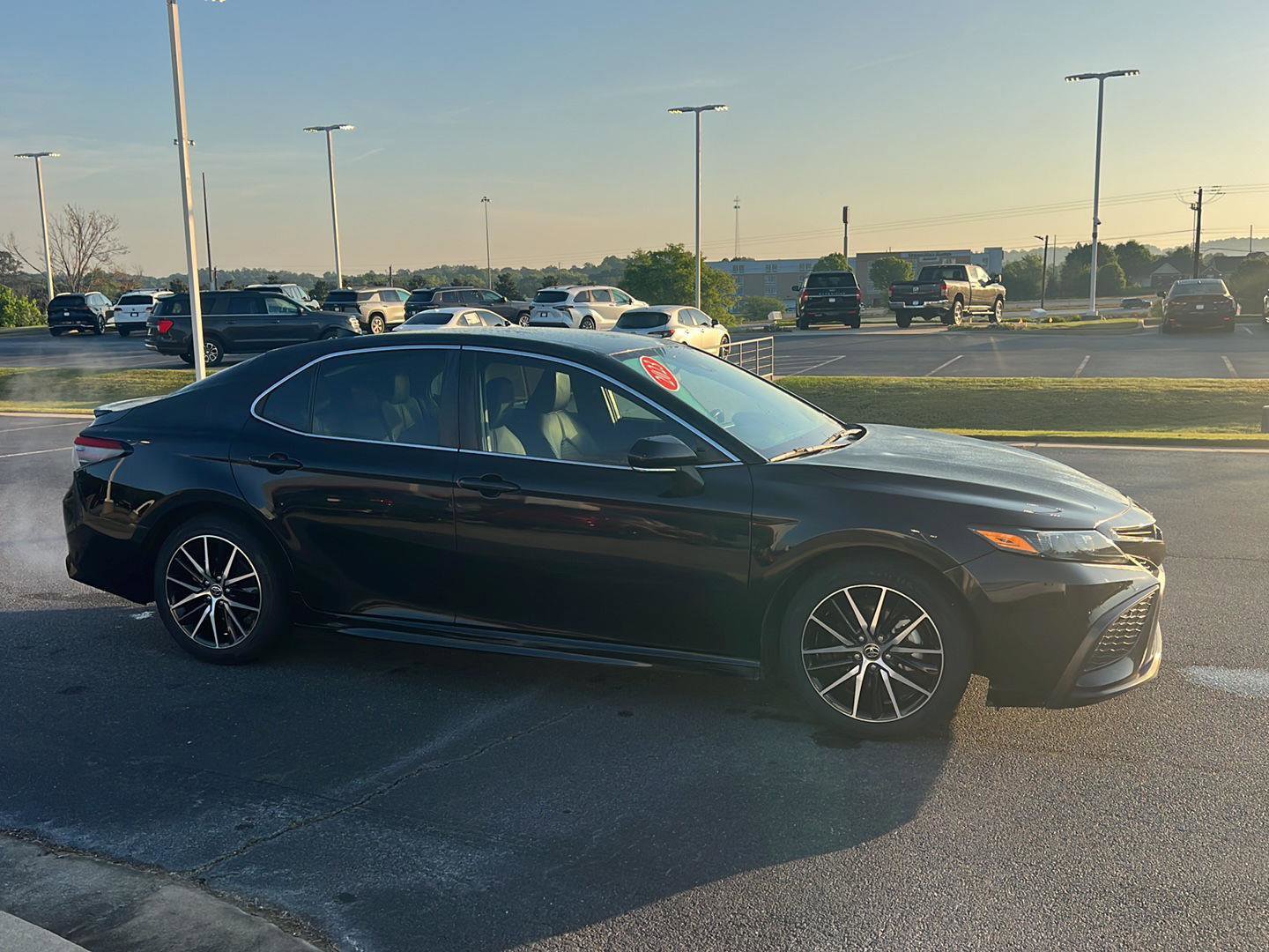 Certified 2023 Toyota Camry SE FWD image 7