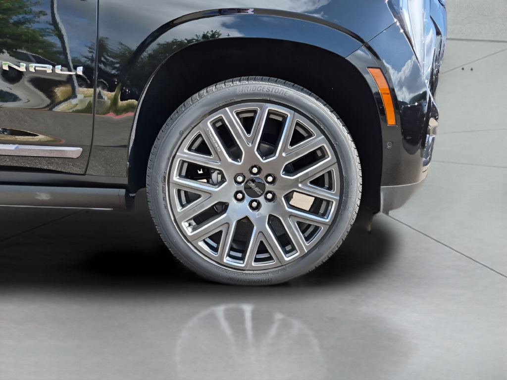 New 2026 GMC Yukon Denali Ultimate AWD/4WD image 17