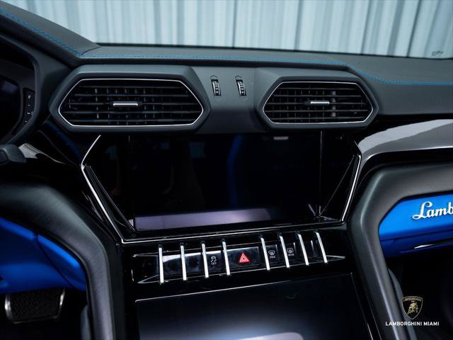 Used 2024 Lamborghini Urus S AWD/4WD image 31