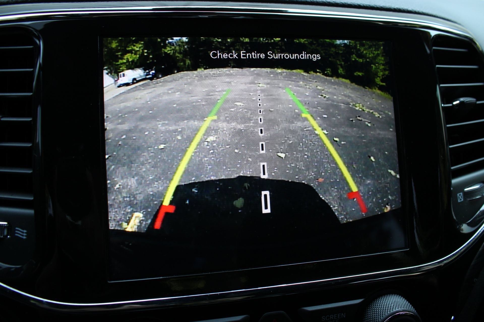 Used 2021 Jeep Grand Cherokee Laredo X AWD/4WD image 38