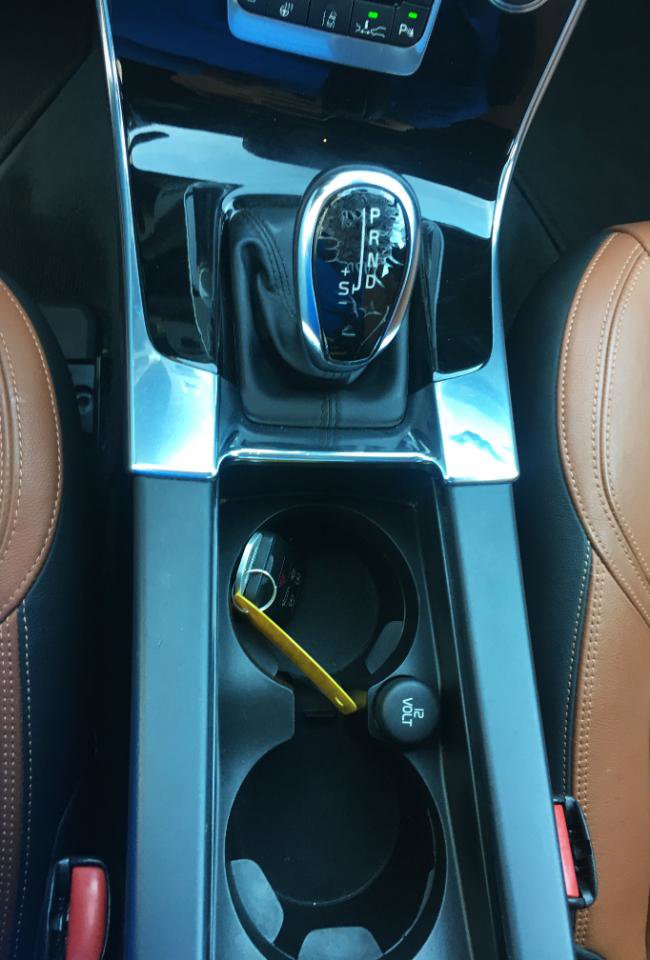 Used 2015 Volvo S60 T5 Platinum image 25