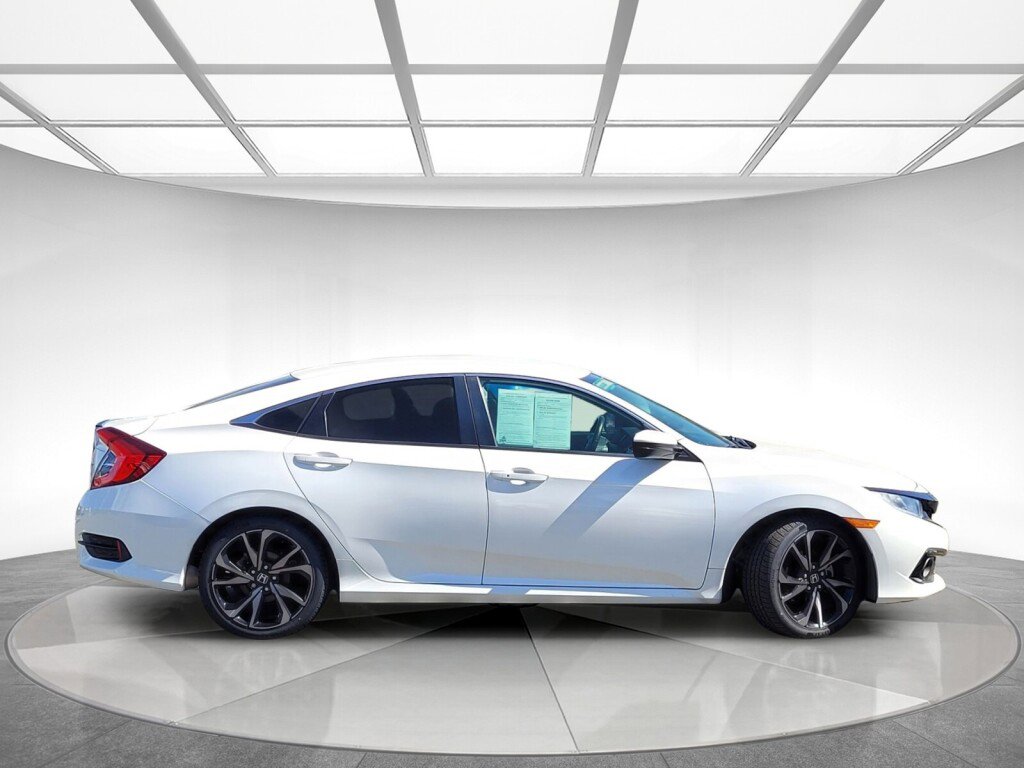 Certified 2020 Honda Civic Sport image 2