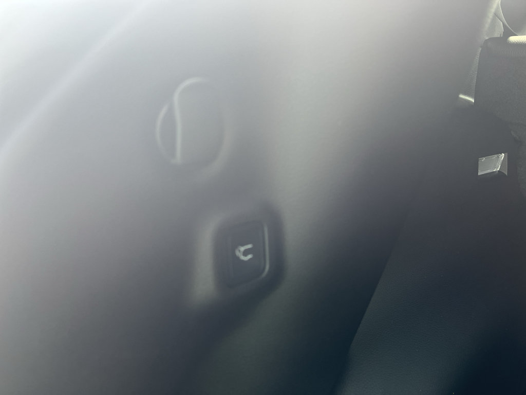 New 2026 Jeep Compass Limited AWD/4WD image 17