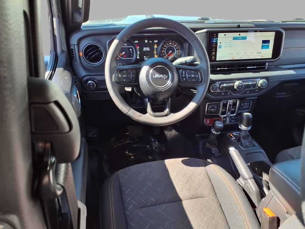 Used 2026 Jeep Gladiator Mojave AWD/4WD image 4