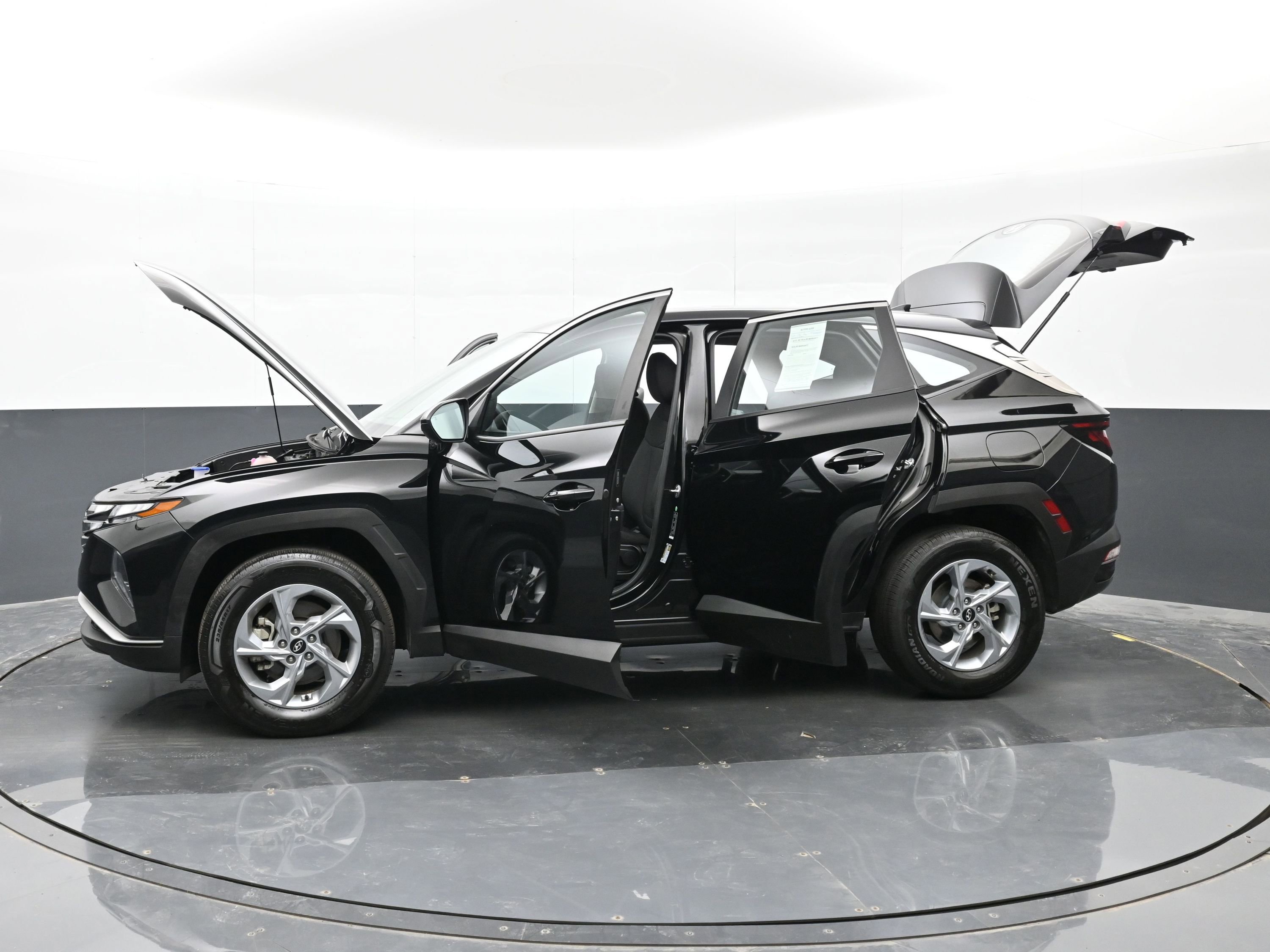 Certified 2023 Hyundai Tucson SE AWD/4WD image 48