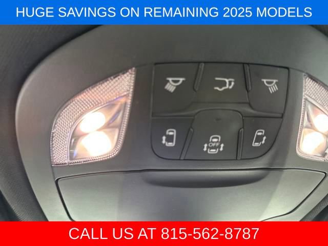 New 2025 Chrysler Pacifica Select image 22