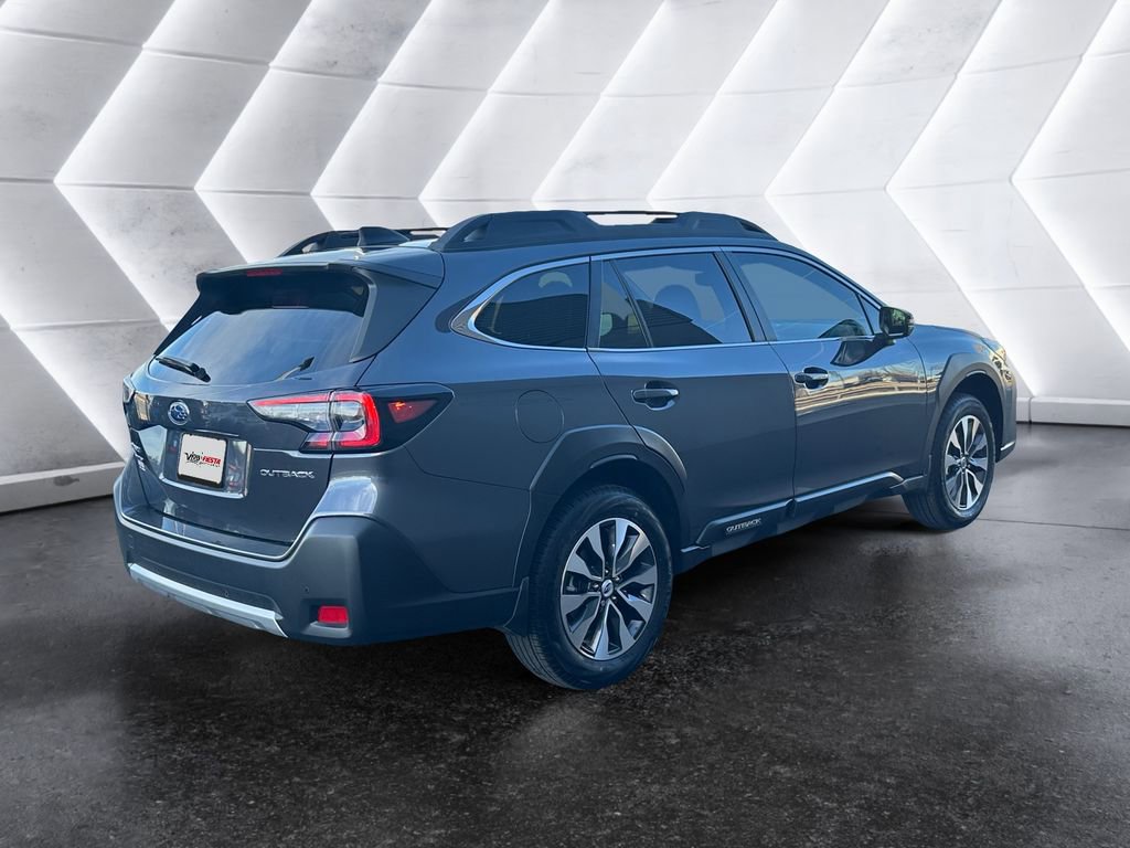 Used 2025 Subaru Outback Limited image 4