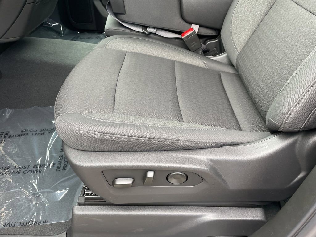 New 2026 Chevrolet Silverado 2500 Custom w/ Custom Value Package AWD/4WD image 6
