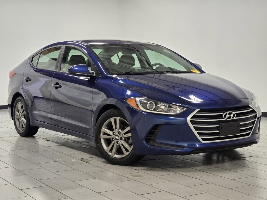 Used 2018 Hyundai Elantra SEL w/ Cargo Package image 2