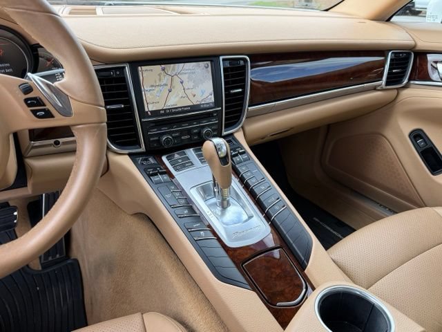 Used 2012 Porsche Panamera 4 image 24