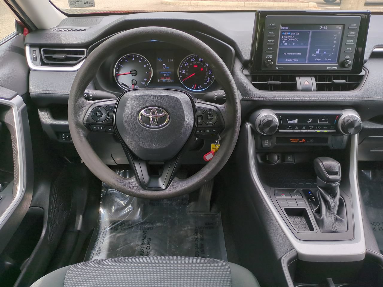 Used 2022 Toyota RAV4 LE FWD image 16
