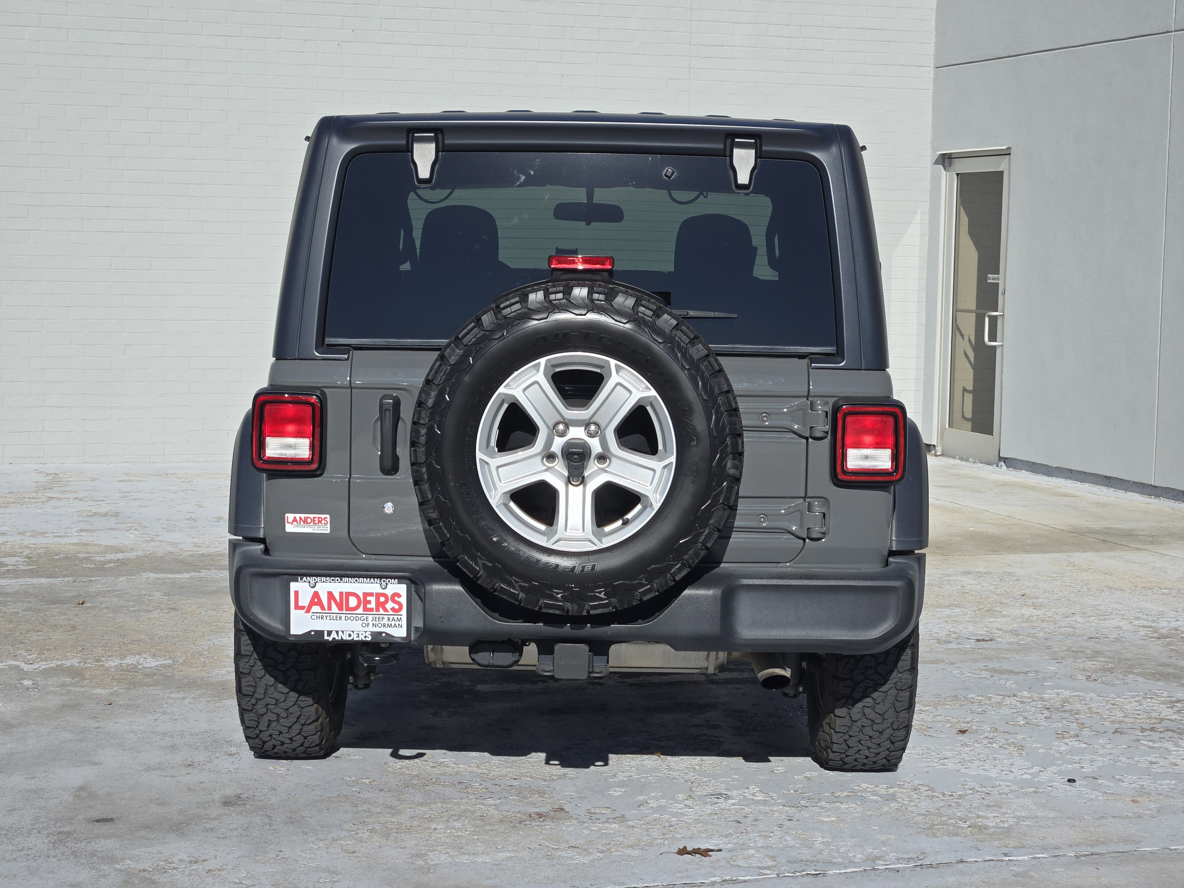Used 2020 Jeep Wrangler Sport S image 7