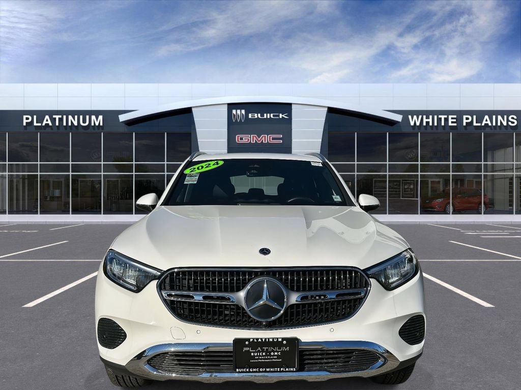 Used 2024 Mercedes-Benz GLC 300 4MATIC image 8