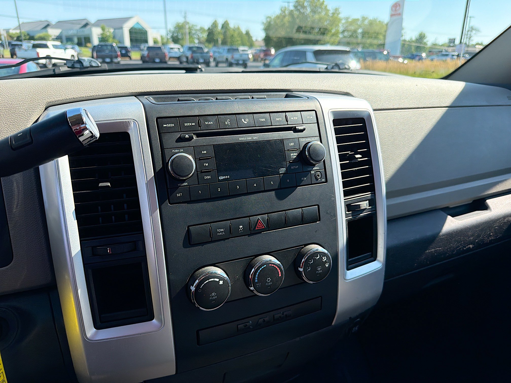 Used 2012 RAM 1500 Classic SLT RWD image 7