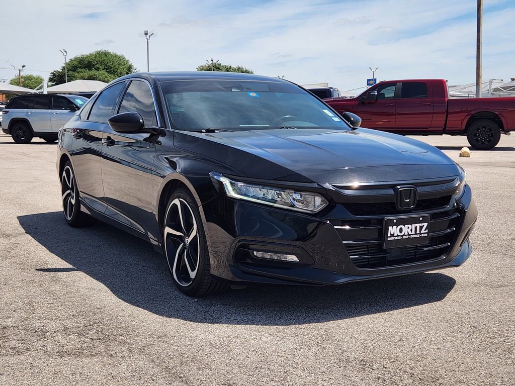 Used 2018 Honda Accord Sport image 3