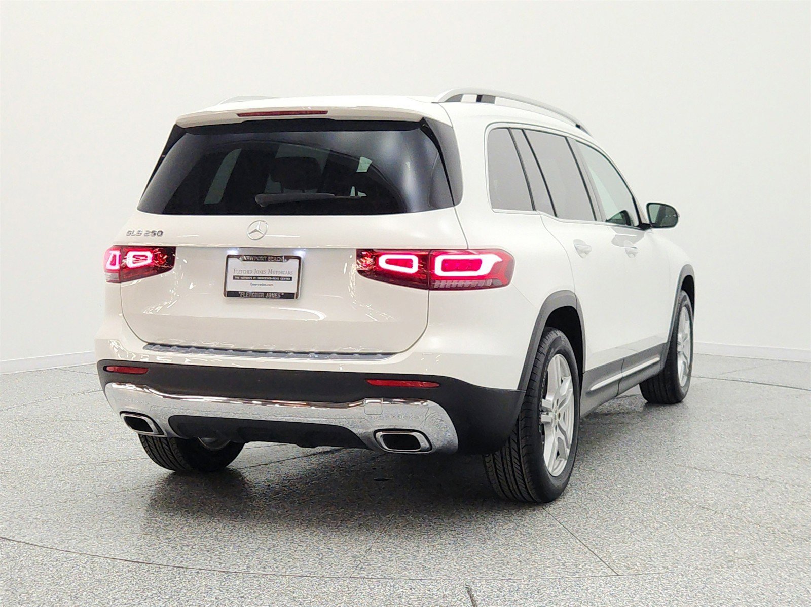 Used 2023 Mercedes-Benz GLB 250 image 6