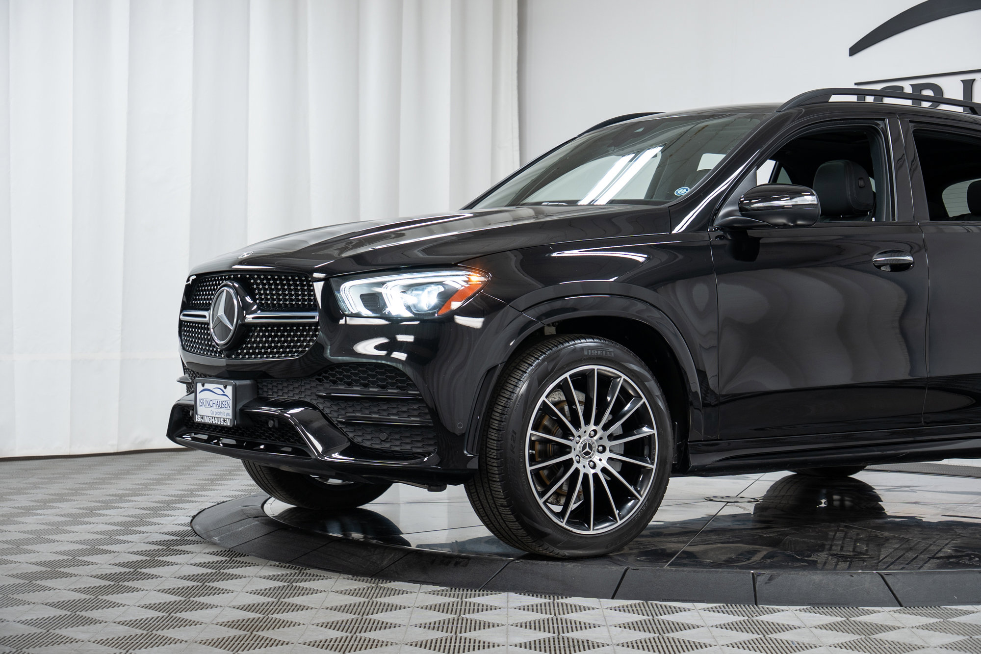 Certified 2022 Mercedes-Benz GLE 350 4MATIC w/ AMG Line Exterior image 25