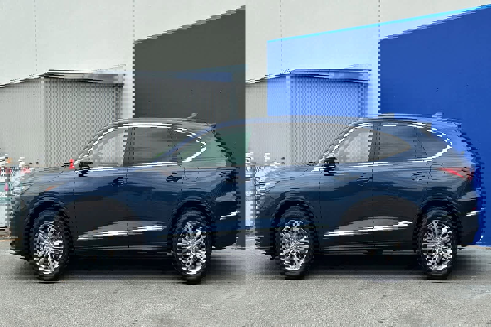 Used 2025 Acura MDX SH-AWD image 6