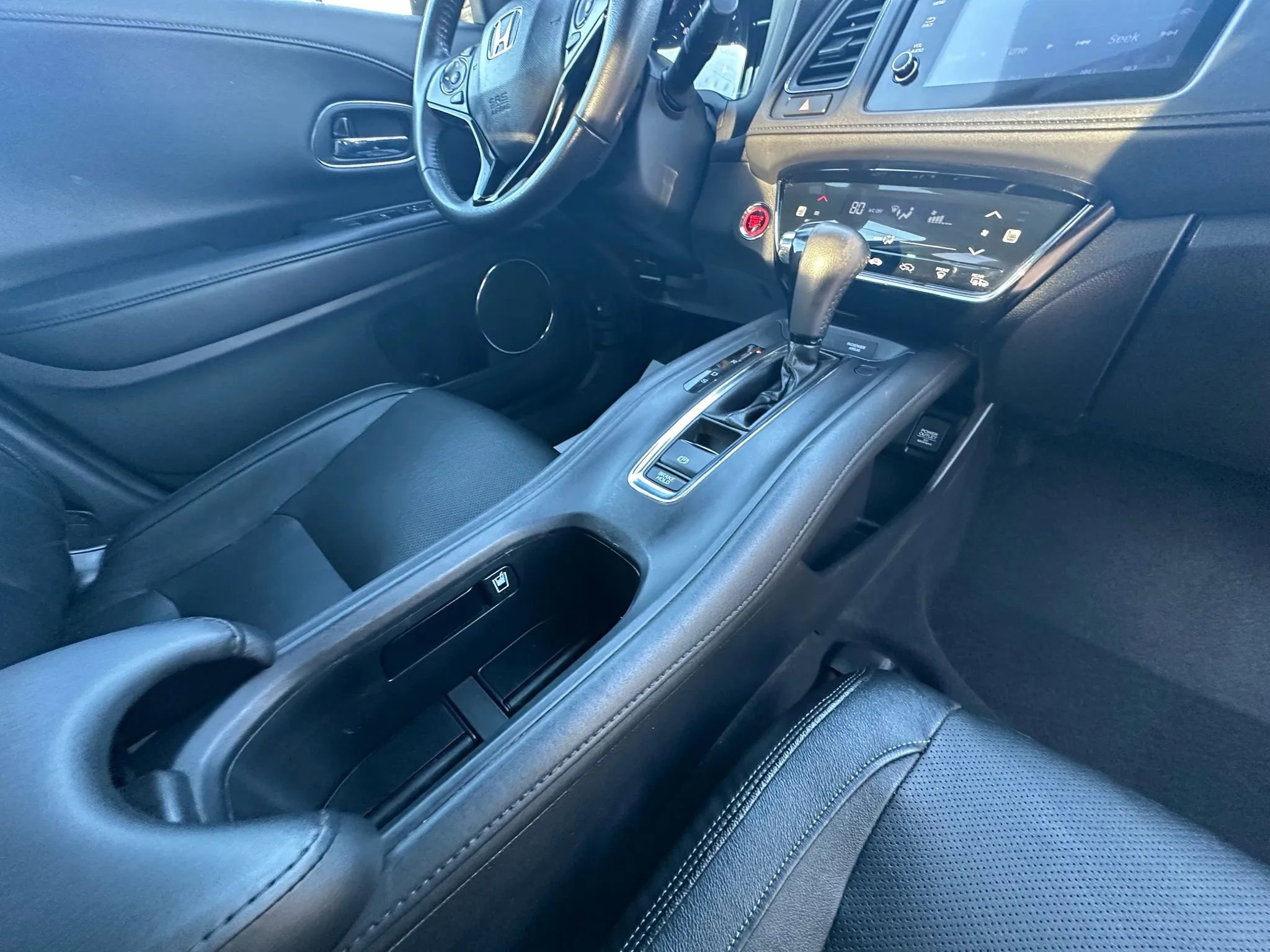 Used 2019 Honda HR-V Touring image 30