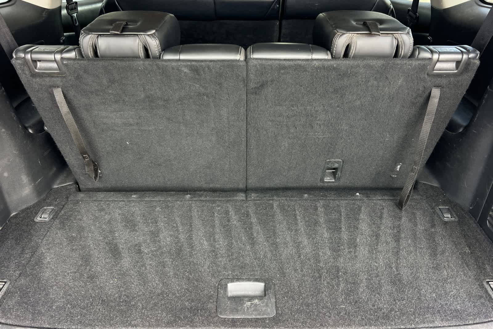 Used 2018 Nissan Pathfinder SL FWD image 19