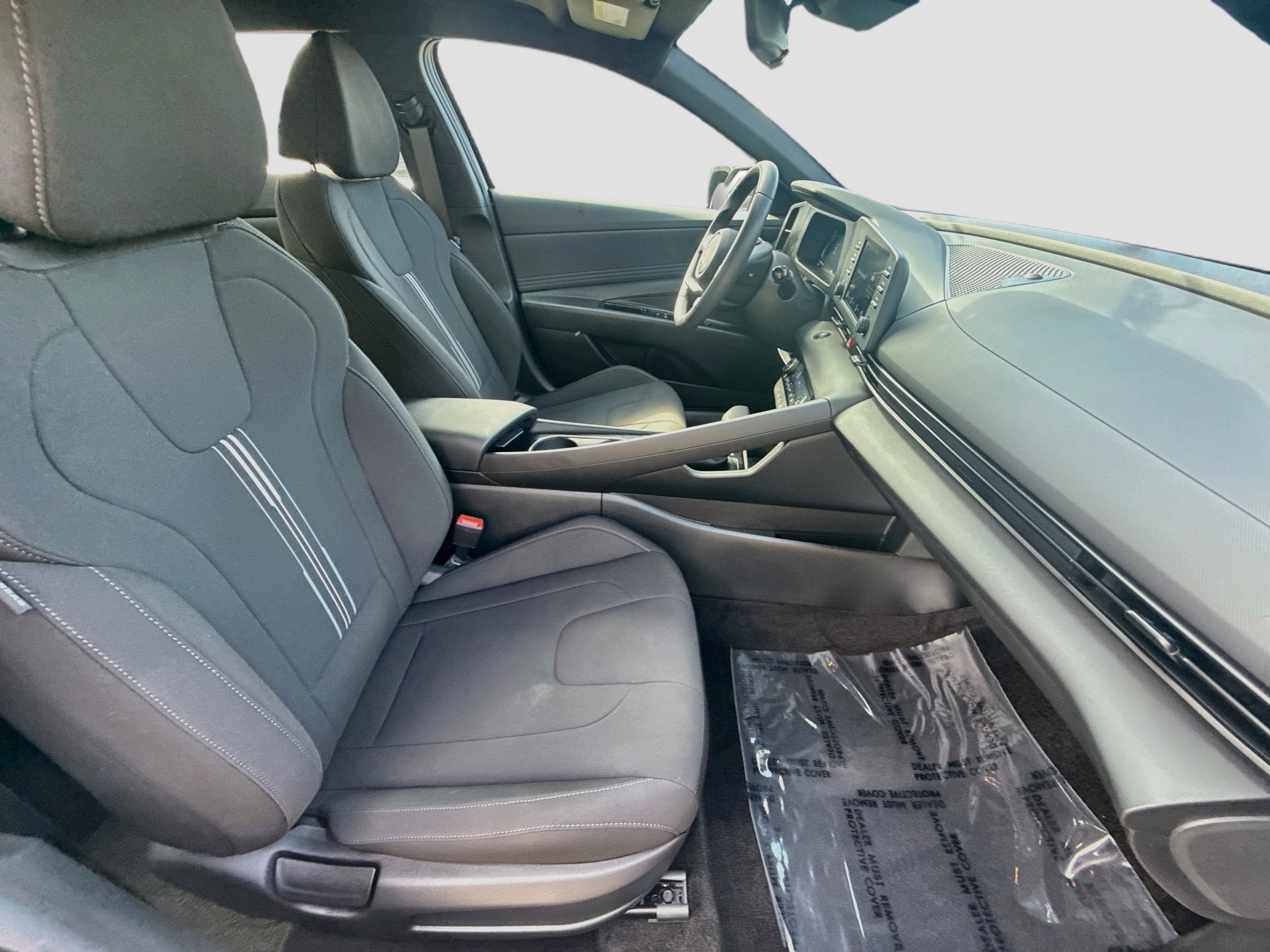Used 2026 Hyundai Elantra SEL Sport FWD image 28