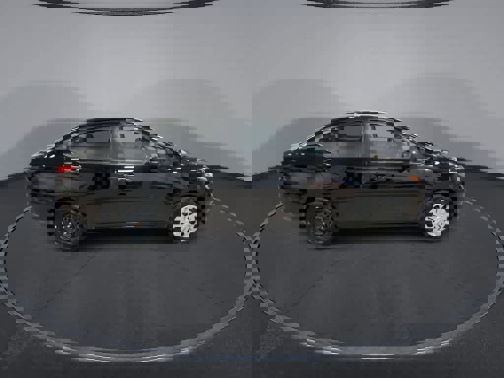 Used 2024 Nissan Versa S image 9