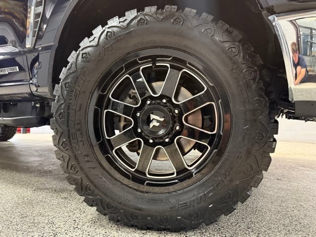 Used 2023 Ford F250 XLT w/ FX4 Off-Road Package AWD/4WD image 8