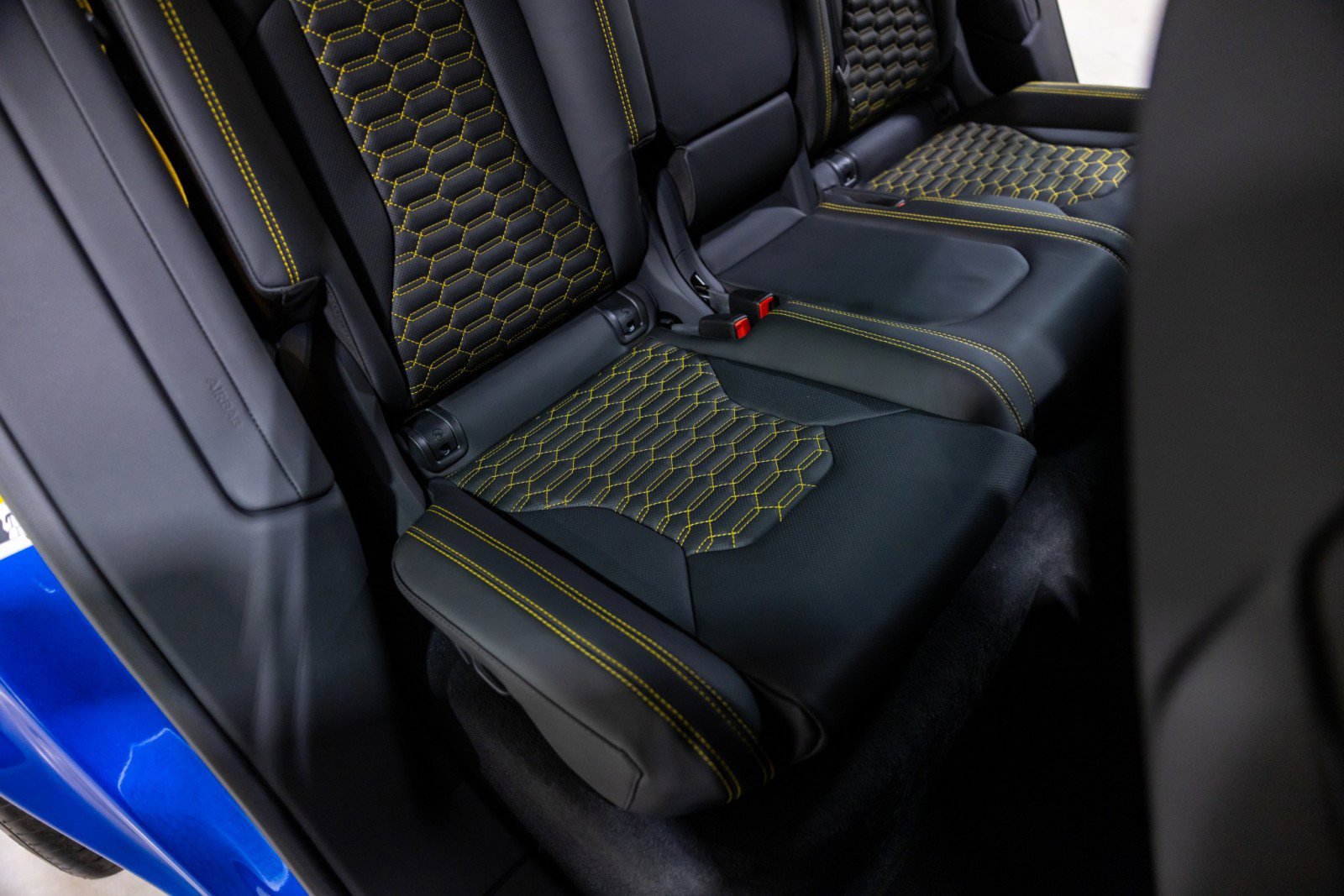 Used 2022 Lamborghini Urus image 34