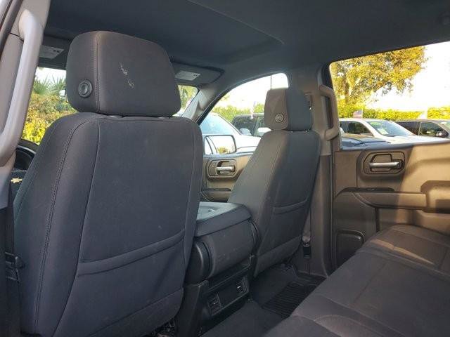Used 2023 Chevrolet Silverado 1500 Custom image 17