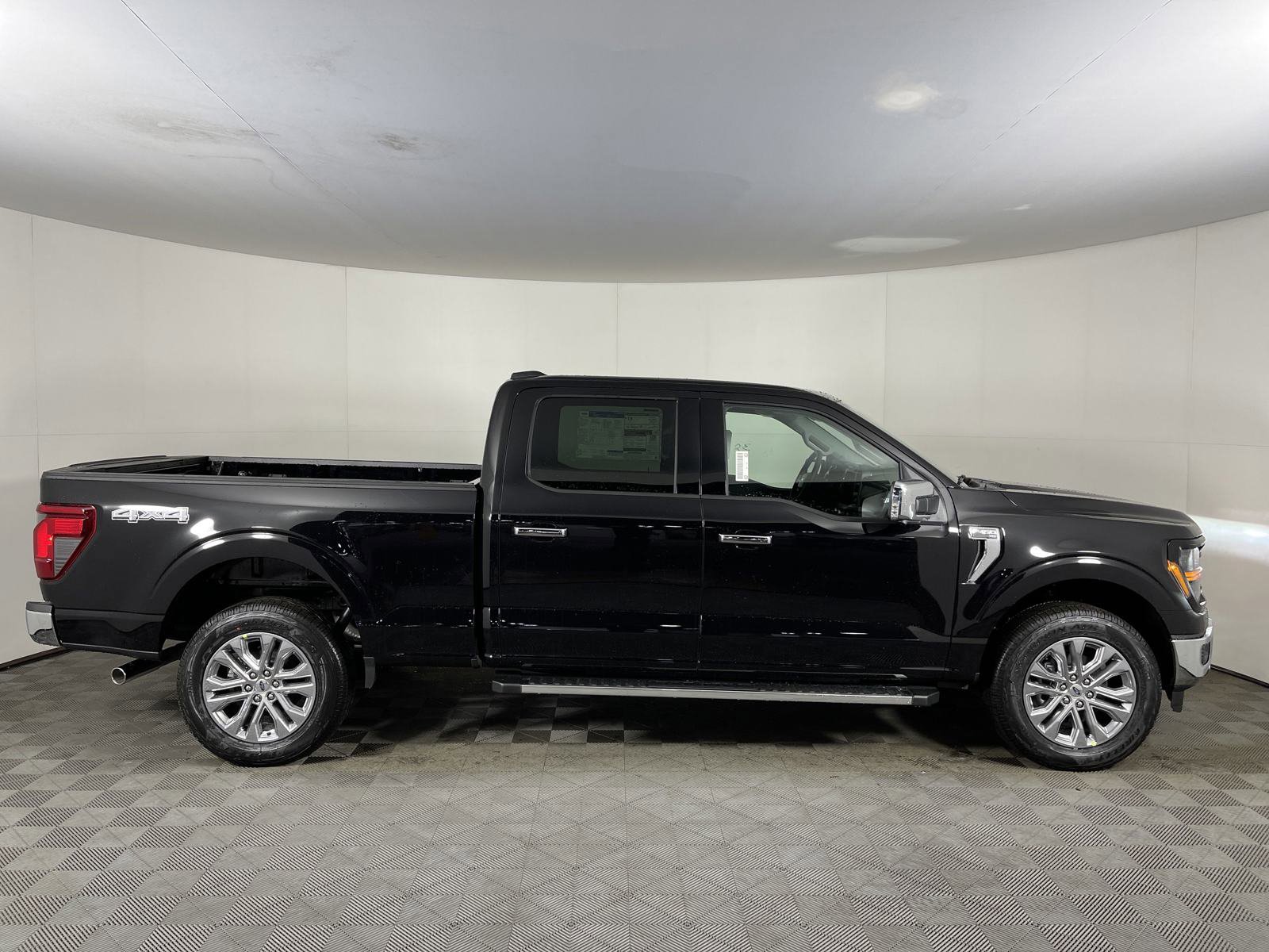 New 2025 Ford F150 XLT w/ Equipment Group 303A High image 5