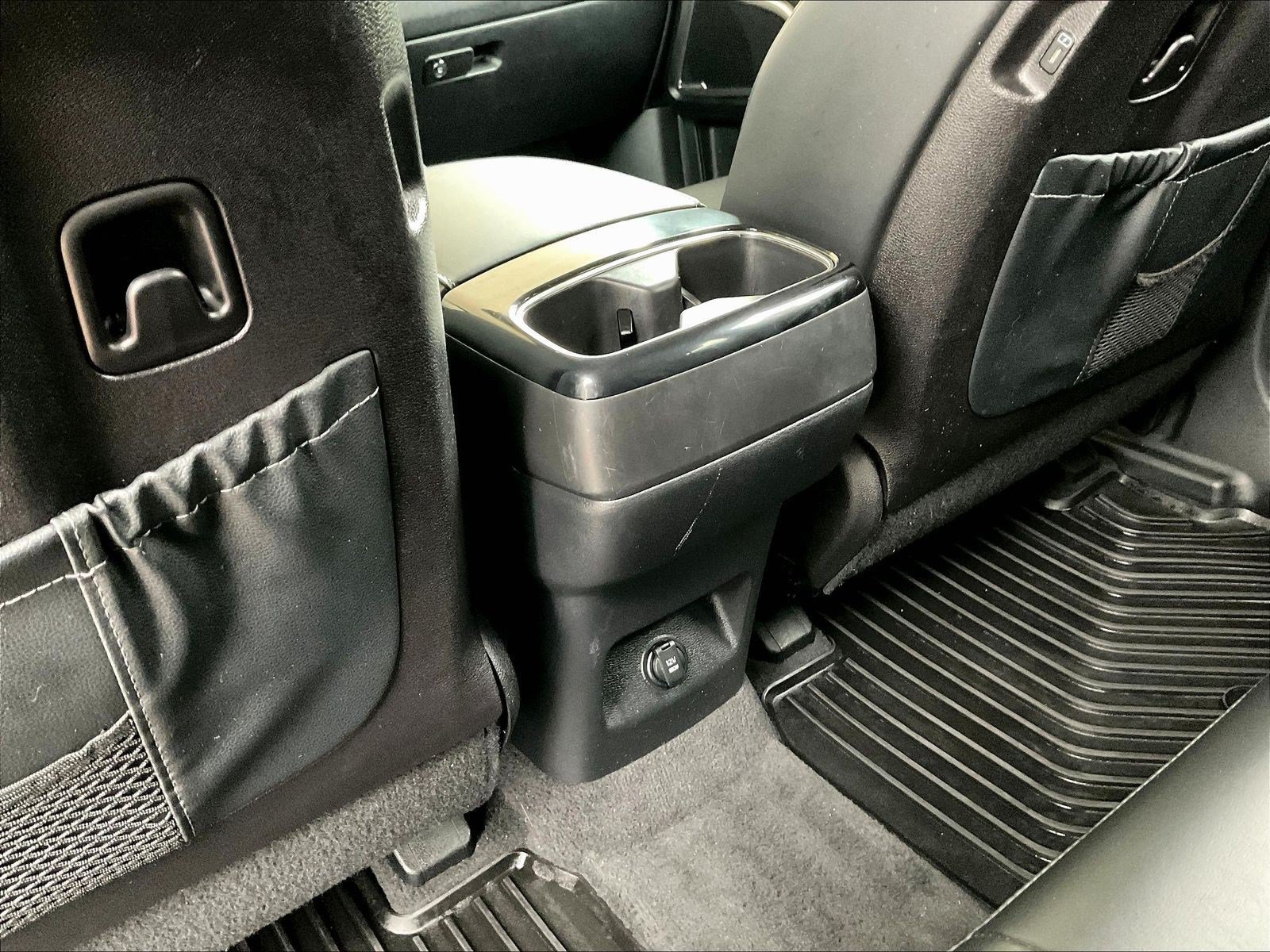Used 2025 Kia Telluride LX FWD image 10