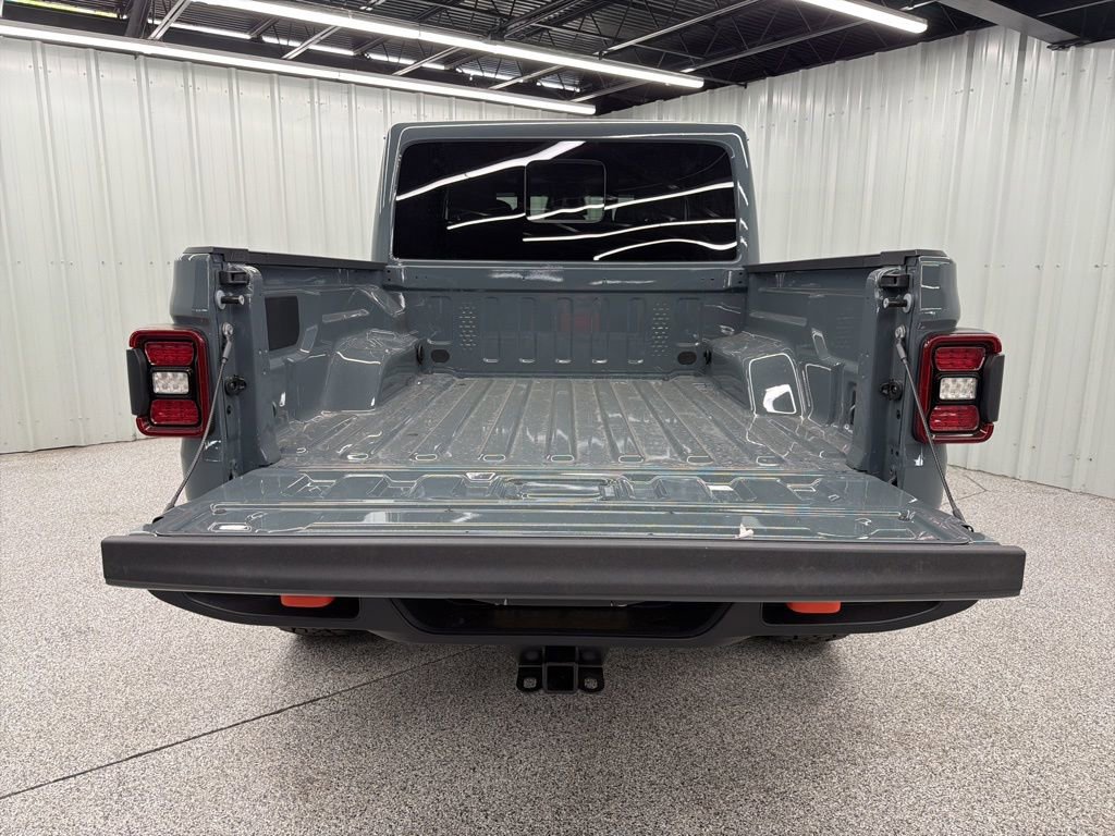 New 2026 Jeep Gladiator Mojave image 8