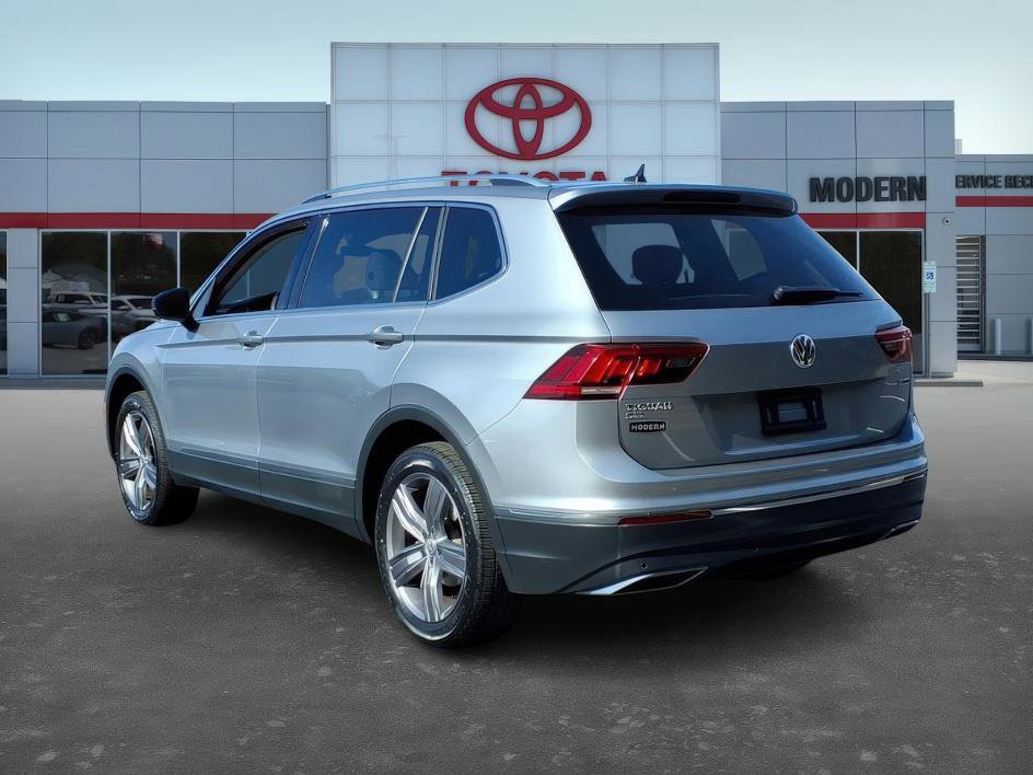 Used 2020 Volkswagen Tiguan SEL image 4