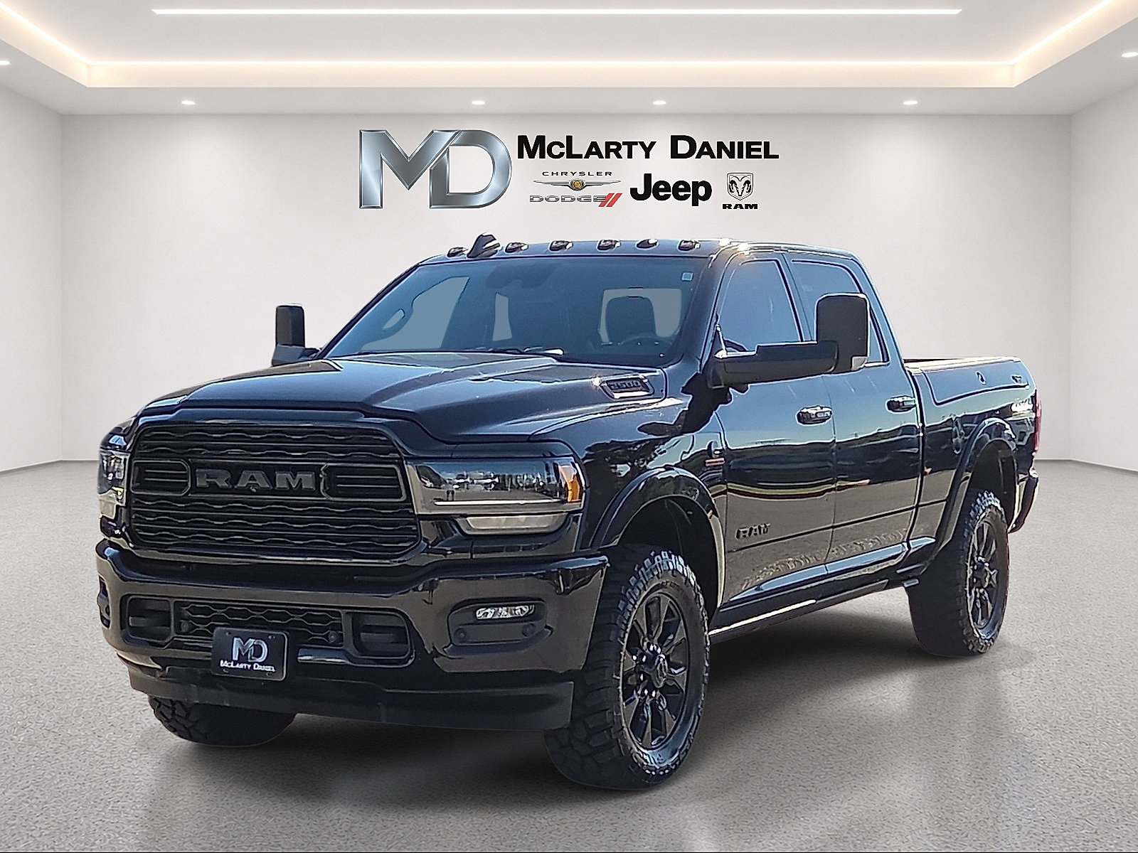 Used 2020 RAM 2500 Limited AWD/4WD image 2