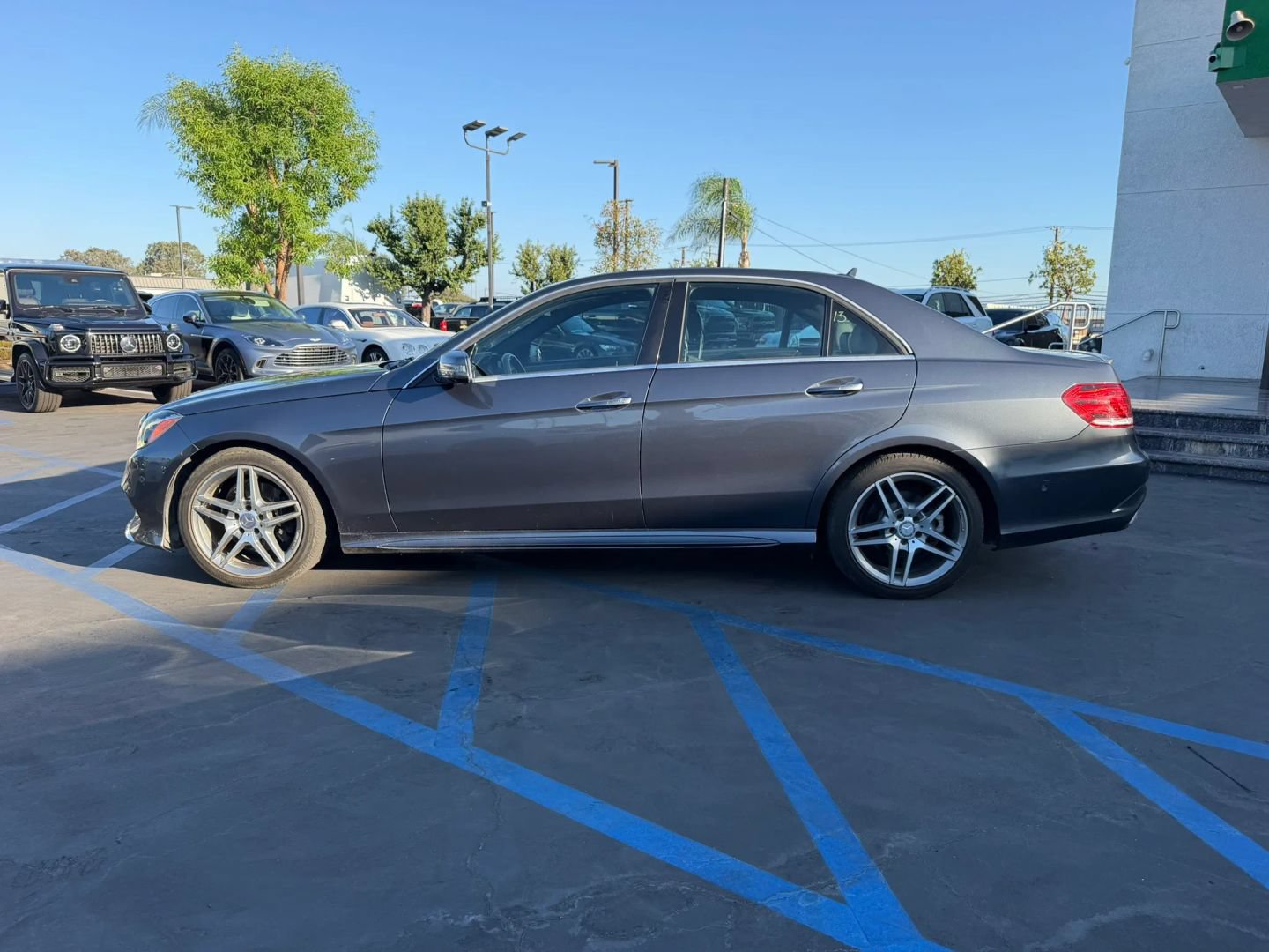 Used 2016 Mercedes-Benz E 350 Sedan image 4