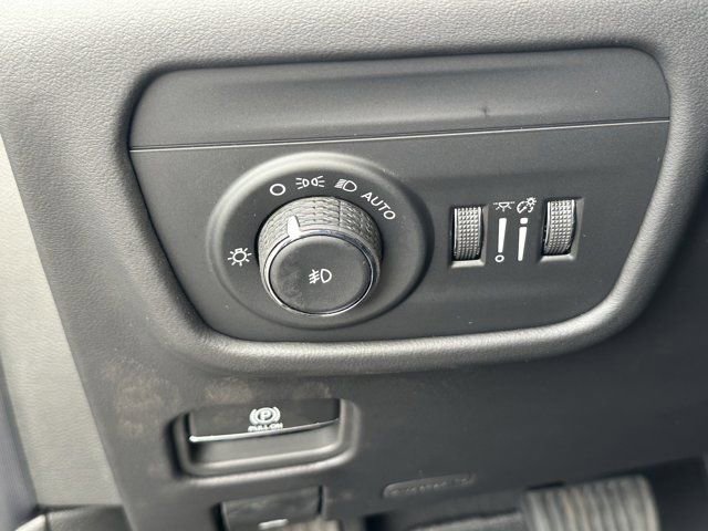 New 2025 Jeep Grand Cherokee Summit AWD/4WD image 28