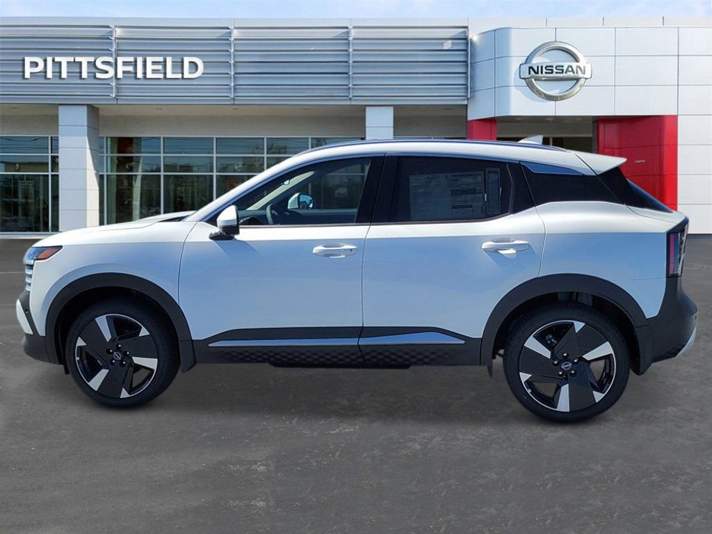 New 2025 Nissan Kicks SR image 6