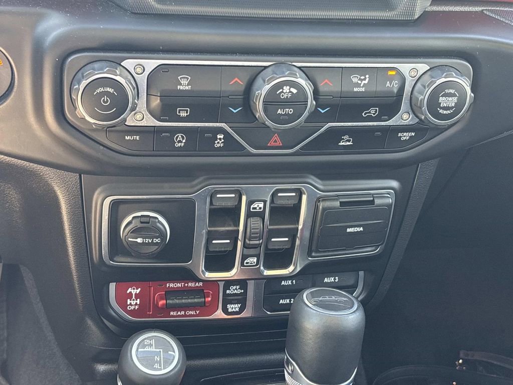 Used 2023 Jeep Gladiator Rubicon w/ LED Lighting Group image 19